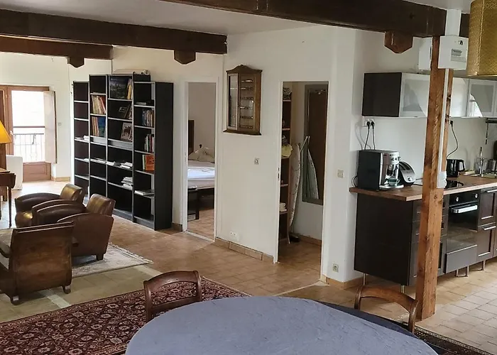 F3 Confort Spacieux * Mauves-sur-Huisne